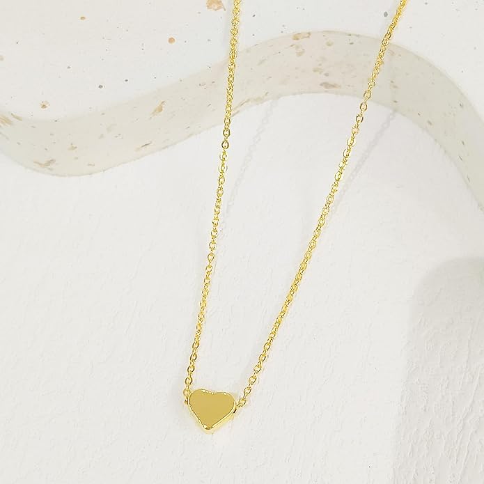 Cute Heart Necklace Dainty 18k Gold Plated Tiny Heart Pendant Choker Necklaces Small Gold Love Open Heart Chain Necklace for Women Simple Gold Necklace for Women Trendy Jewelry