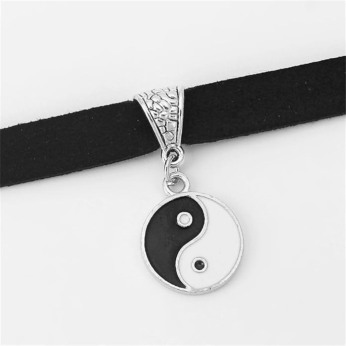 Choker Necklaces for Women Black Leather Collar Necklace Neckband for Halloween Back to School Graduation Cosplay