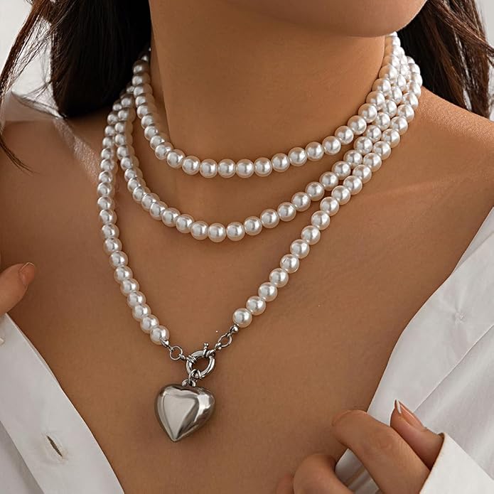 Chunky Gold Heart Necklaces for Women Long Pearl Heart Pendant Necklace Layered Puffy Love Pearl Choker Necklace Trendy Y2k Jewelry Accessory Gifts