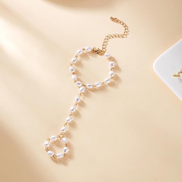 BELLA-Bee Gold Hand Chain Bracelet for Women Dainty Adjustable Gold Ring Bracelet Hand Chain Trendy Pearl Finger Bracelet Cubic Zirconia Hand Jewelry Fashion Body Chain Accessories