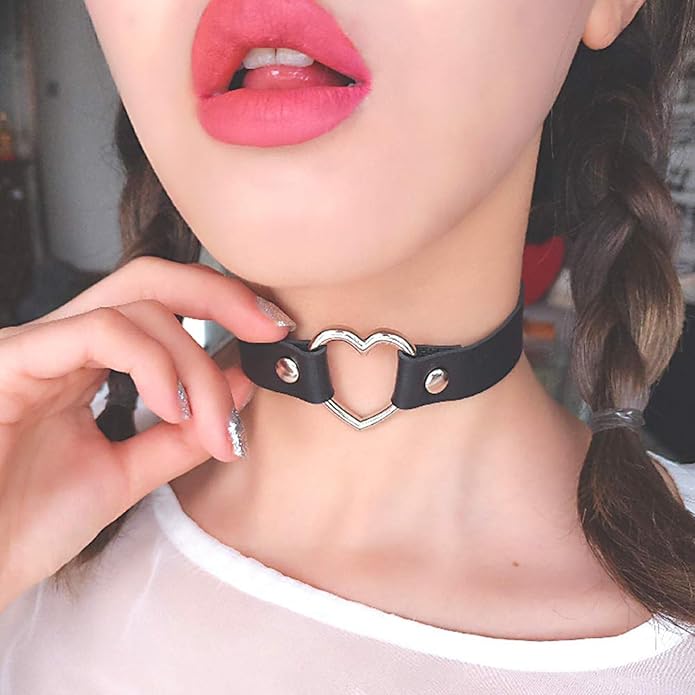 4 Pcs Choker Necklace For Women Black Adjustable Layered Velvet Leather Lace Collar Necklace Goth Jewelry Gifts