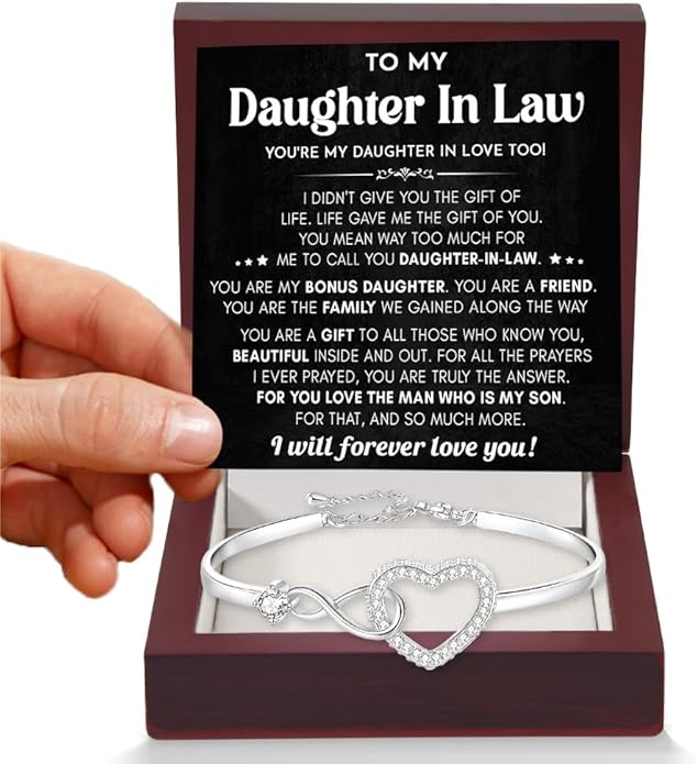 To My Beautiful Daughter In Law Bracelet From Mother-In-Law, Daughter In Law Birthday Gifts, Infinity Star Heart Bracelet For Her With Heartfelt Message Card & Elegant Box, Bonus Daughters Bracelets