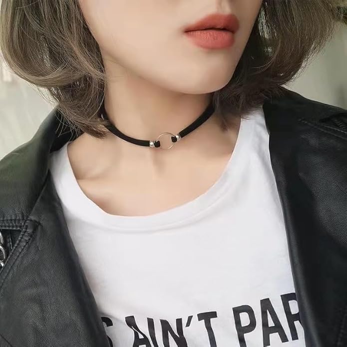 Black Choker Necklaces for Women 90s Red Black Velvet Choker Necklace Thick Thin Chocker Tube Heart Circle Choker Necklace Lace Tatto Collar Necklace Goth Choker Jewelry