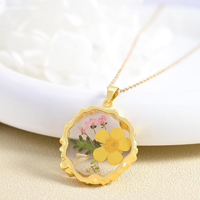 Birth Flower Necklaces for Women,1-12 Month Real Pressed Flower Necklace,Boho-Style Personalized Jewelry, Handmade Floral Pendant,Thoughtful Gift for Christmas,Birthday|18"