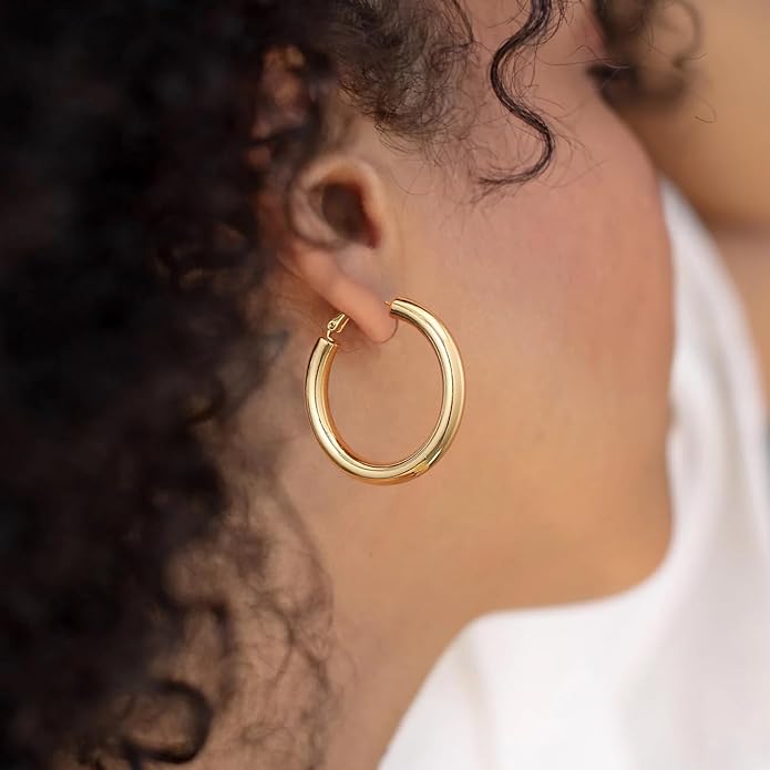 8YEARS Chunky Gold Hoop Earring for Women, 18K Gold Plated Lightweight Thick Hoops, Hypoallergenic Trendy Jewelry for Gift
