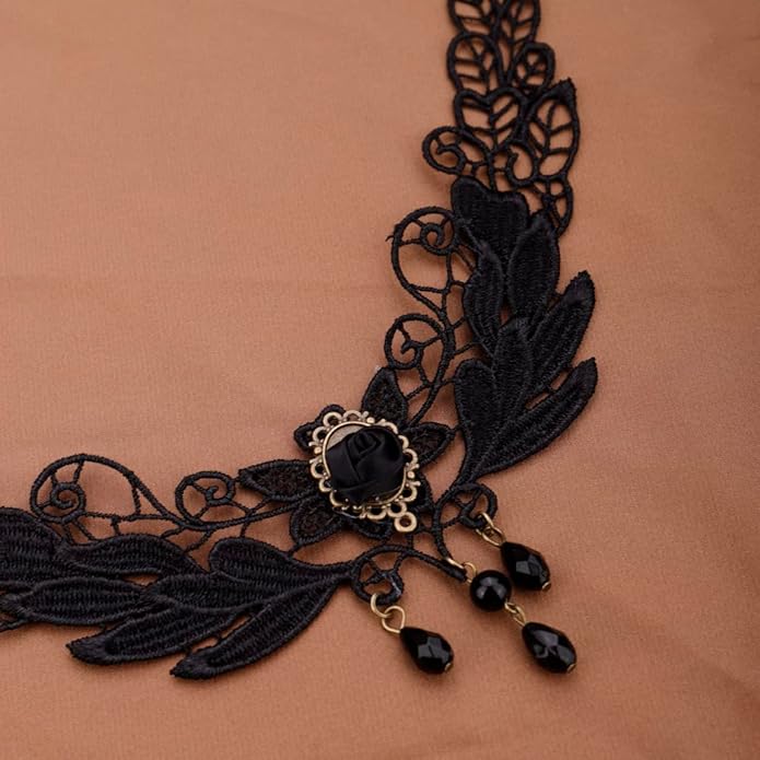 Missgrace Punk Dainty Black Flower Crystals Choker Necklace Boho Simple Short Lace Necklaces Fashion Rhinestones Chokers Vintage Necklace Black Chain for Women