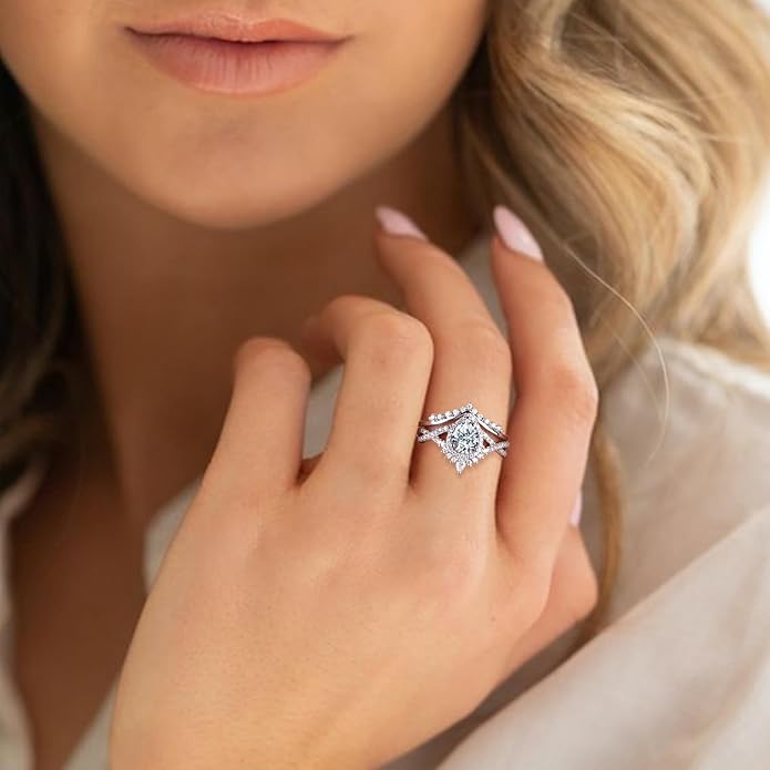 Pear-Shaped Moissanite Engagement Ring Set for Women, 10K 14K 18K Gold Pear-Cut Moissanite with Halo Wedding Bridal Split Shank Ring Set Pave Band Birthday Jewelry Gifts for Her