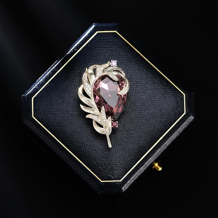 14K Gold Vintage Crystal Feather Brooch, Moissanite Detailing, Chic Statement Pin for Coats and Fashion Ensembles