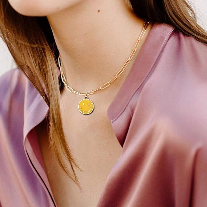 Smile Pendant Necklace Smile Face Chain Necklace Paperclip Necklace Cute Round Pendant Necklace Preppy Jewelry for Women Girls