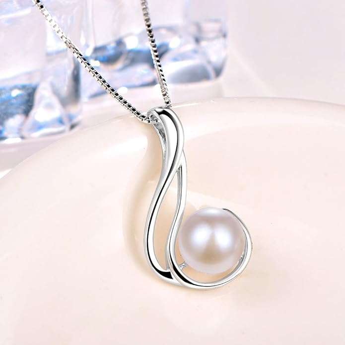 Mothers Day Gifts for Mom, Wife, Women - Tahitian Black Pearl Necklaces, Fine Jewelry for Anniversary, Birthday, Valentine's Day