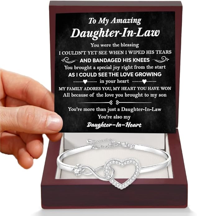 To My Beautiful Daughter In Law Bracelet From Mother-In-Law, Daughter In Law Birthday Gifts, Infinity Star Heart Bracelet For Her With Heartfelt Message Card & Elegant Box, Bonus Daughters Bracelets