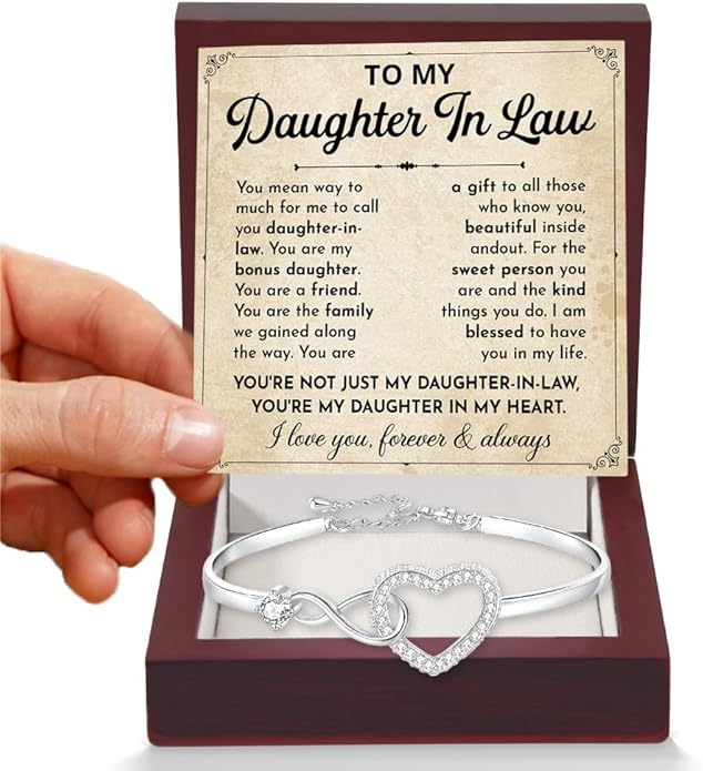 To My Beautiful Daughter In Law Bracelet From Mother-In-Law, Daughter In Law Birthday Gifts, Infinity Star Heart Bracelet For Her With Heartfelt Message Card & Elegant Box, Bonus Daughters Bracelets