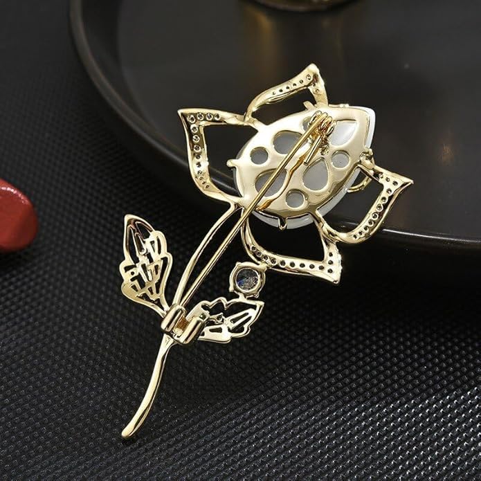 Rhinestone Flower Brooch Austrian Crystal Flower Pin 18k Gold Plated Floral Brooch Lapel Pin Jewelry Mother's Day Birthday Gifts for Mom Wife