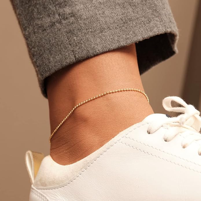 Dainty Ankle Bracelets for Women 18K Gold Plated Satellite Beaded Herringbone Chain Anklets Simple Lip Chain Anklet Minimalist Summer Beach Foot Jewelry Christmas