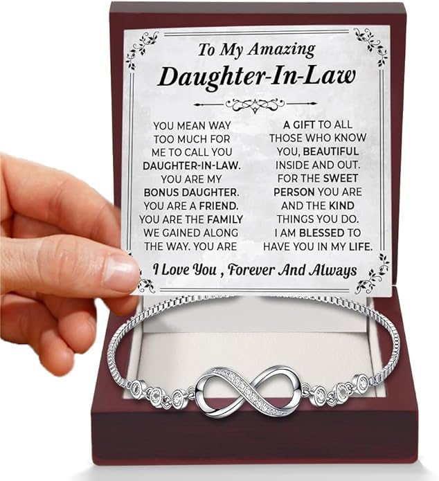 To My Beautiful Daughter In Law Bracelet From Mother-In-Law, Daughter In Law Birthday Gifts, Infinity Star Heart Bracelet For Her With Heartfelt Message Card & Elegant Box, Bonus Daughters Bracelets