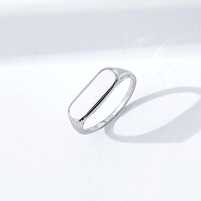 Amazon Essentials 14K Plated Sterling Silver Round Signet Ring