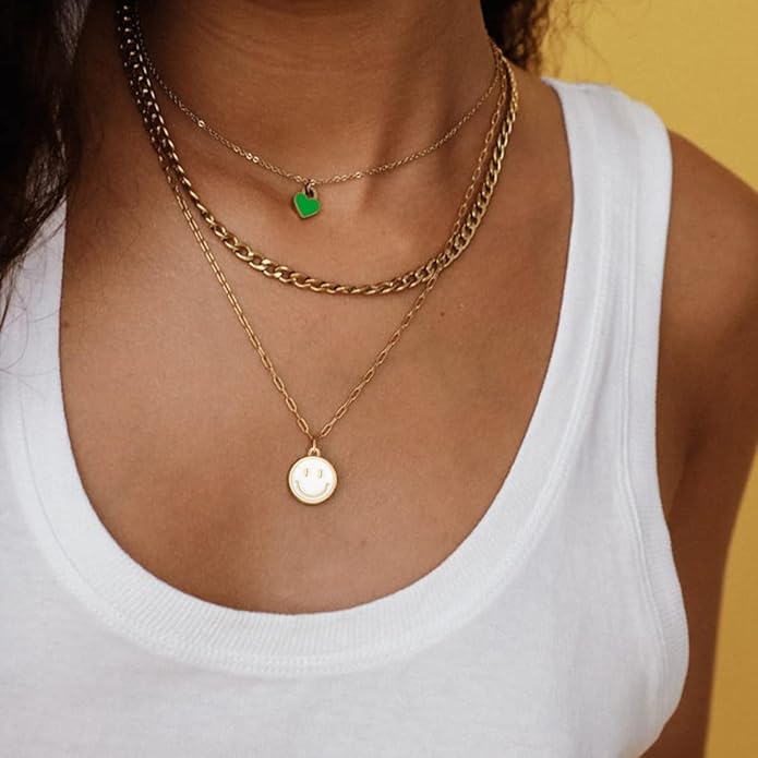 Smile Pendant Necklace Smile Face Chain Necklace Paperclip Necklace Cute Round Pendant Necklace Preppy Jewelry for Women Girls