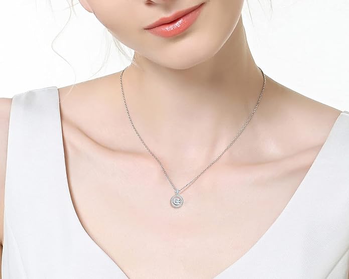 AINUOSHI Moissanite Necklace for Women, 1CT, 2CT, 3CT, 4CT Solitaire Moissanite Pendant Necklace, D-E Color with GRA Certificate, 925 Sterling Silver with 18K Gold Plating, Mother Mom Wife Girlfriend Gifts with Jewelry Box Packed