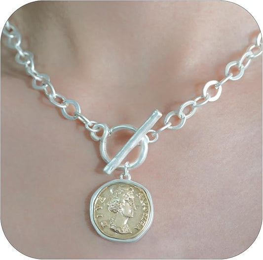 Chunky Gold Coin Pendant Necklace Trendy Layered Statement Chain for Women, Antique Toggle Design with Thick Link, Fashionable Necklaces for Women