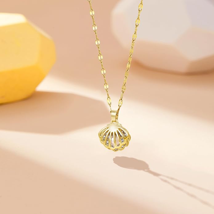 Shell Necklace for Women,14k Gold Plated Layered Starfish Conch SeaShell Pearl Pendant Charm Necklace,Non Tarnish Adjustable Stainless Steel Chain Stack Jewerly for Summer Beach Vacation