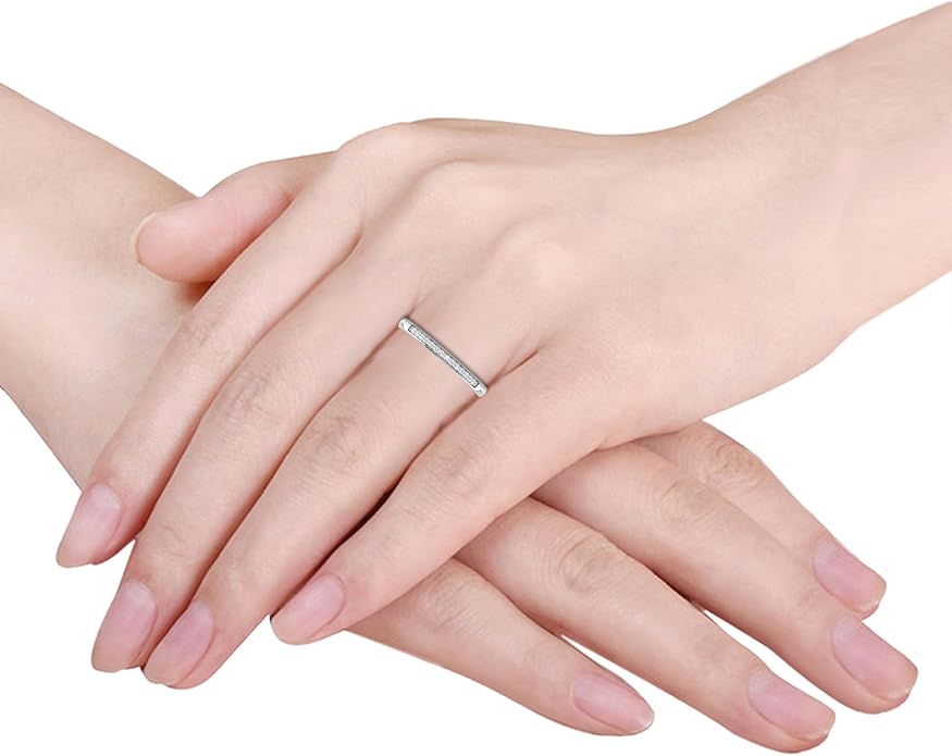 Inspereza 1/10 Carat 10kt Gold Round Diamond Petite Wedding Anniversary Stackable Band. (H-I Color, I2-I3 Clarity)