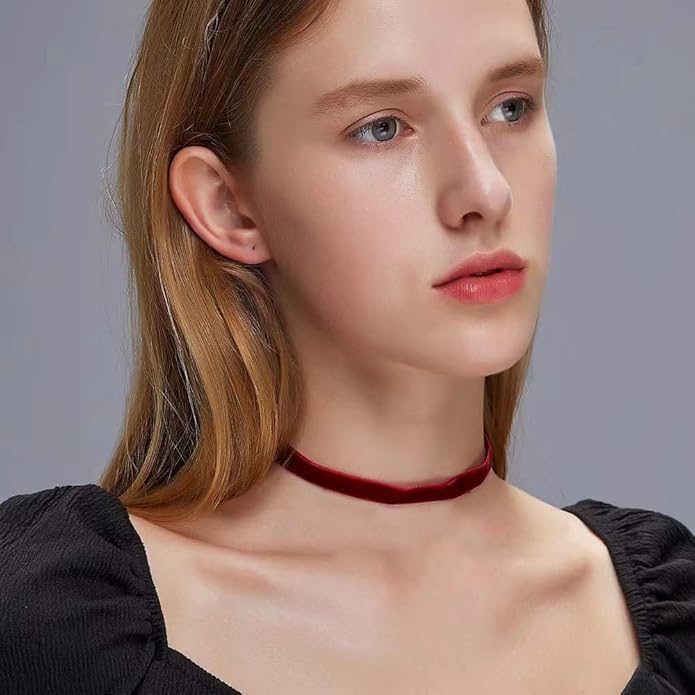 Black Choker Necklaces for Women 90s Red Black Velvet Choker Necklace Thick Thin Chocker Tube Heart Circle Choker Necklace Lace Tatto Collar Necklace Goth Choker Jewelry