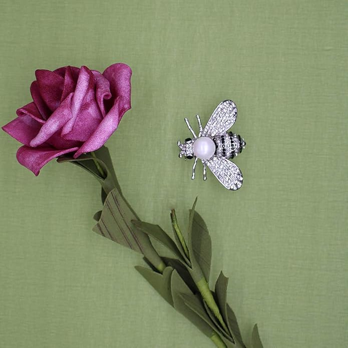 Honey Bee Brooches Crystal Insect Themed Bee Brooch Animal Fashion Shell Pearl Brooch Pin Gold Tone