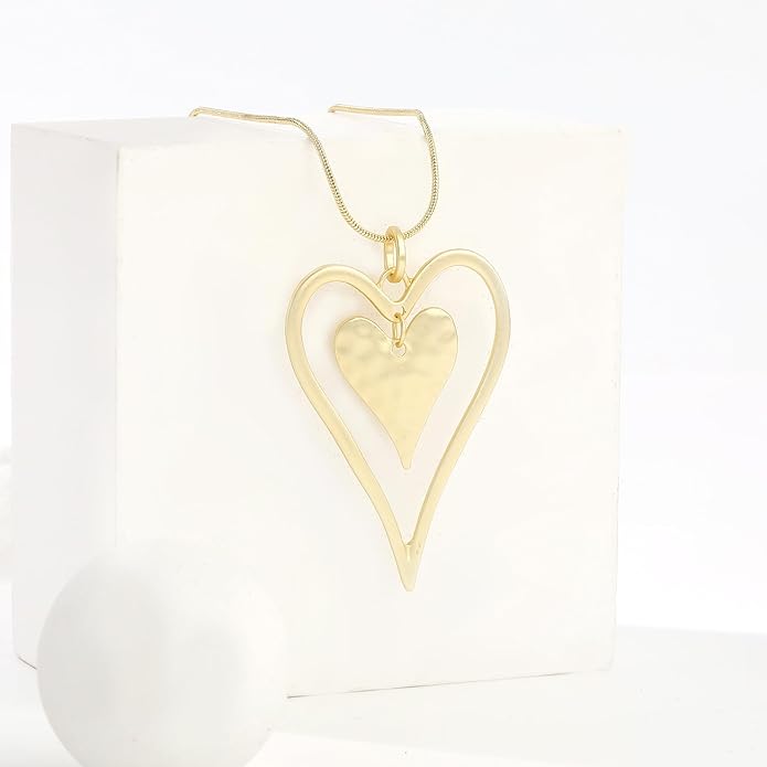 Long Heart Necklace for Women Gold Chain Pendant Y Necklace Set Statement Pendant Chic Jewelry With