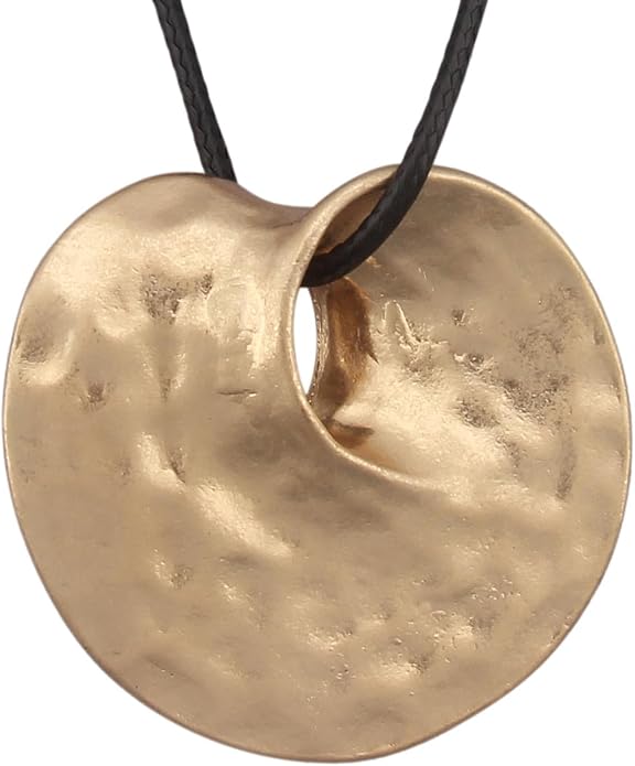 Boho Necklaces for Women Chunky Circle Necklace Layered Boho Circle Leather Choker Necklace Long Vintage Necklaces Bohemian Jewlery Gifts