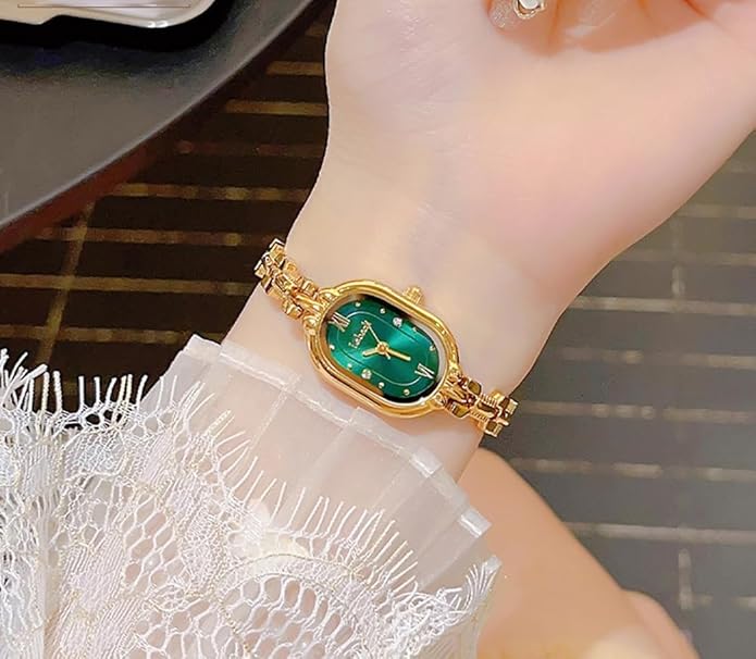 Women's Vintage Oval Watches Luxury Minimalism Bracelet Small Gold Tone Watch Ladies Analog Waterproof Watch Fashion Bangle Bracelet Dress Watch with Stainless Steel Band