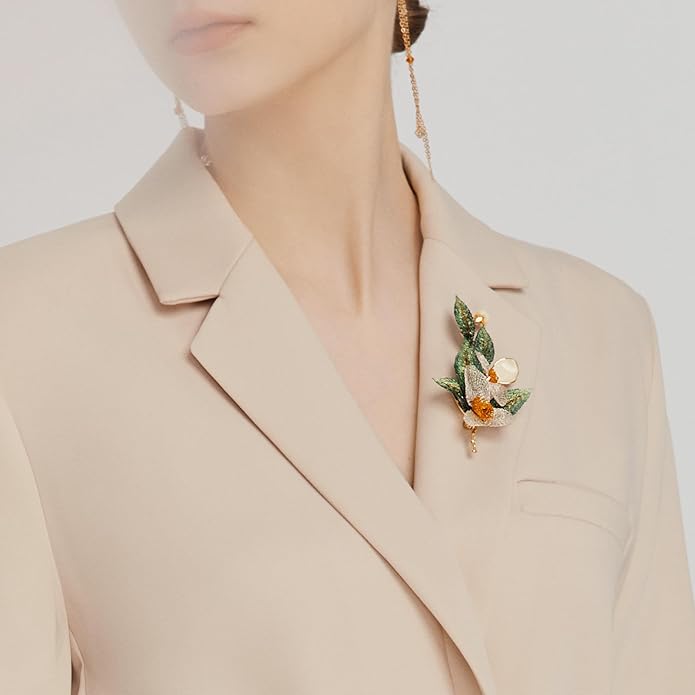 Handmade Embroidery Flower Brooch Pins for Women, SHE'S FREE STYLE JUST FOR YOU Luxury Gradient Stitching Floral Brooch Pins with Crystal stamen, Enamel Metal Butterfly with Green Leaves, Hand Dripping Oil Jewelry pins