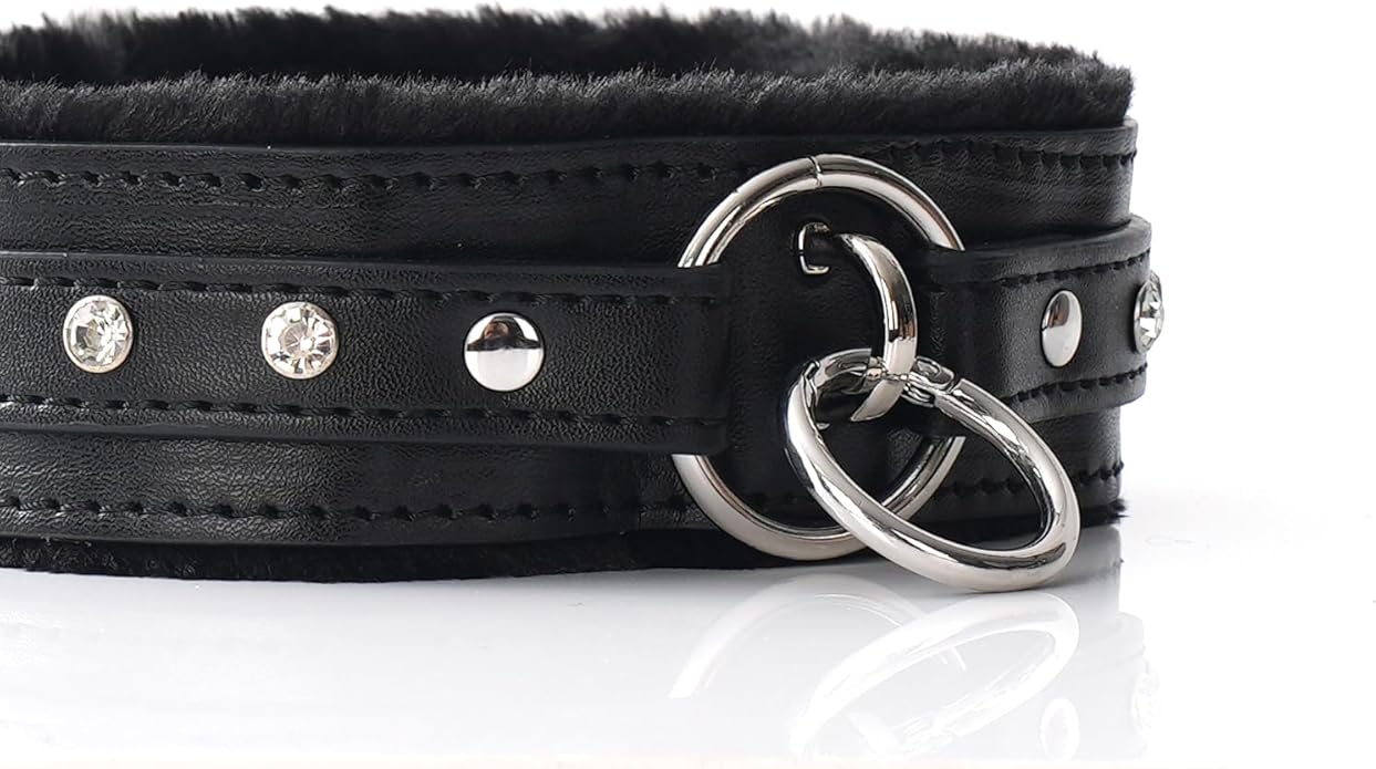 Gothic Punk Choker for Women, Handmade PU Leather Collar with Crystal Rivets Soft Inner Fur Comfortable Necklace