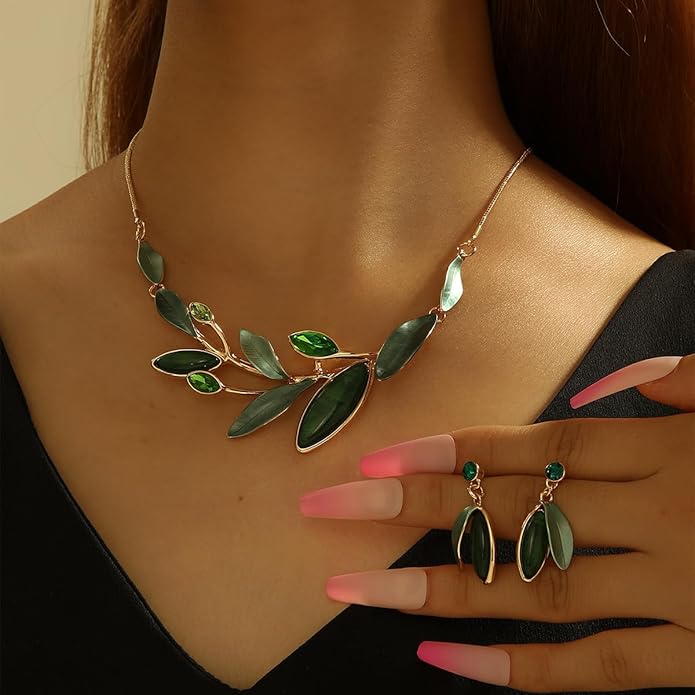 Vintage Chunky Statement Jewelry Set Retro Leaf Floral Geometric Bohemian Boho Bib Necklace Earring Set Fashion Costume Jewelry for Women Girls Wedding Party Prom Unique Gift