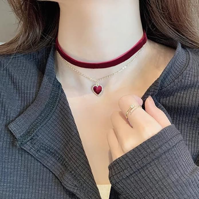 Black Choker Necklaces for Women 90s Red Black Velvet Choker Necklace Thick Thin Chocker Tube Heart Circle Choker Necklace Lace Tatto Collar Necklace Goth Choker Jewelry
