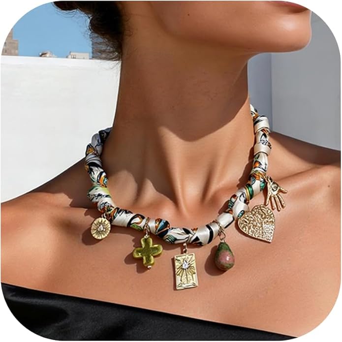Coiris Charm Scarf Necklace for Women Boho Fabric Bandana Choker Vintage Heart Predent Beach Necklace for Women