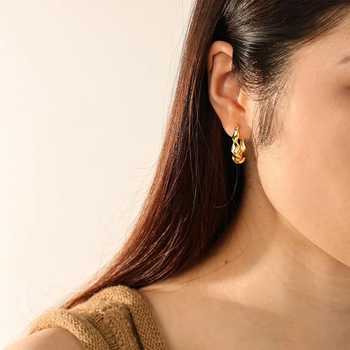 8YEARS Chunky Gold Hoop Earring for Women, 18K Gold Plated Lightweight Thick Hoops, Hypoallergenic Trendy Jewelry for Gift