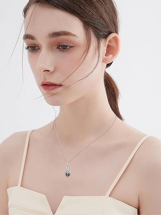 KANNSOAR Tahitian Black Pearl AAAA 18K Gold Plated Sterling Silver Pendant Necklace for Women Wife Mom Girlfriend Valentine Her Jewelry Gift for Anniversary Birthday Christmas
