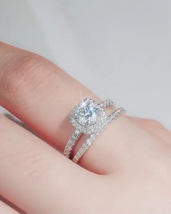 Moissanite Wedding Band Wedding Rings for Women D Color VVS1 Clarity, 925 Sterling Silver with 18K White Gold Plated Engagement Ring Anniversary Band Ideal Gift for Women Size 5~10