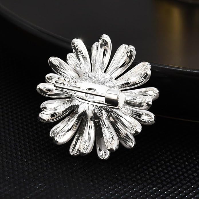 Fashion Flower Brooches for Women Rhinestone Flower Brooches Pins 18k Gold Plated Lapel Pins Jewelry for Girlfriend Wife