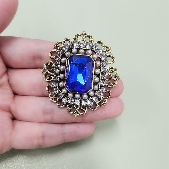 Antique Rhinestone Brooch Pin for Women Girls Gold Tone Vintage Baroque Rectangle Crystal Shell Pearl Boho Victorian Style Brooches Lapel Pins Elegant Wedding Christmas Festival Ornament Jewelry Gift