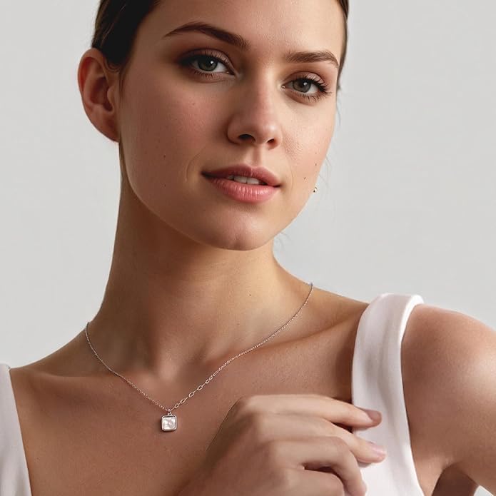 SUNFEEL Mother of Pearl Pendant Necklace 14K White/Yellow Gold Plated Sterling Silver Necklace for Women Dainty Jewelry Gifts for Mom Wife Girlfriend, Length 16+2 Inch