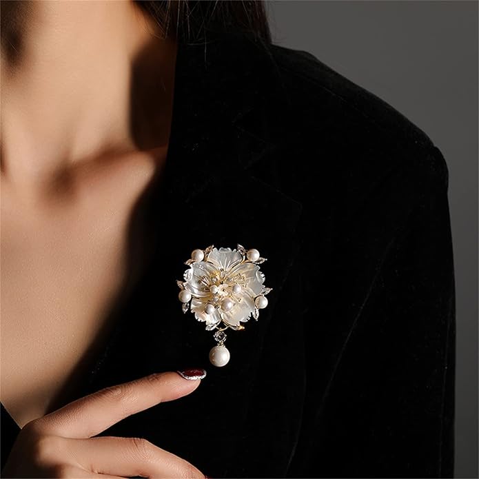 AILONMEI Brooch Pins For Women Fashion, Flower Brooches Jewelry For Women Floral Series Brooches And Pins Designer Lady's Costume