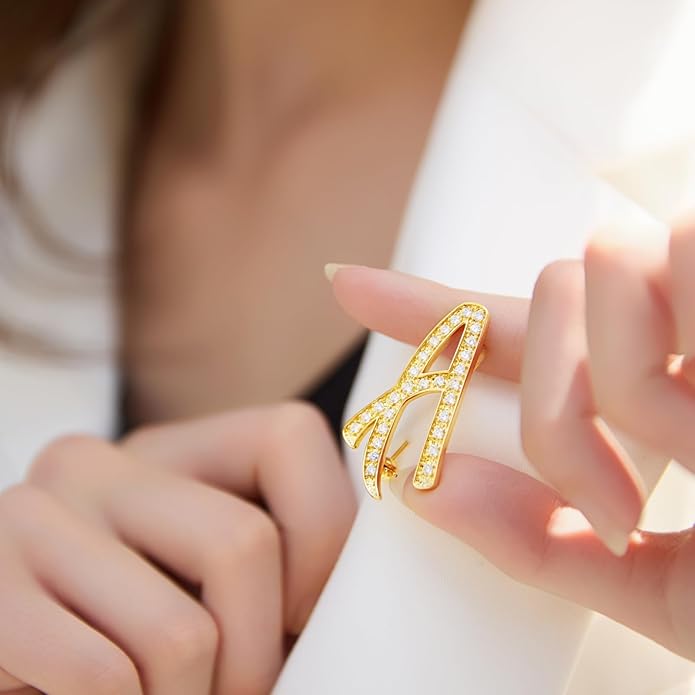 Cicy Bell A-Z Initial 26 Letter Brooch Pins 18k Gold Plated Cubic Zirconia Breastpin Name Personalized Gifts for Women Men