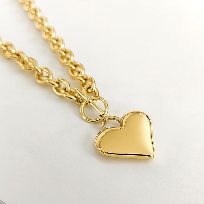 Zeffy Dainty Gold Heart Necklace for Women Trendy 14K Gold/Silver Plate Cute Heart Pendant Choker Necklaces Gold Love Heart Chain Necklace for Women Dainty Gold Jewelry Gifts for Women