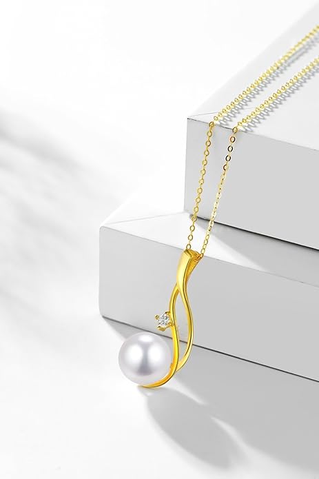 CHAULRI Premium Cultured Freshwater White Pearl Pendant Necklace 18K Gold Plated Sterling Silver gifts for Women for Her Wife Mom Daughter