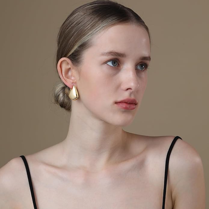 8YEARS Chunky Gold Hoop Earring for Women, 18K Gold Plated Lightweight Thick Hoops, Hypoallergenic Trendy Jewelry for Gift