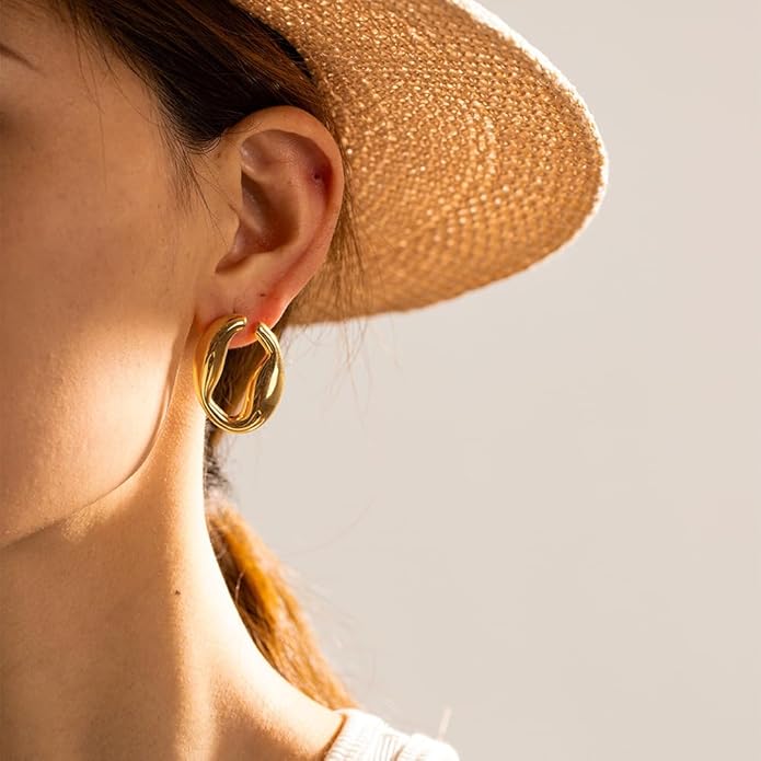 8YEARS Chunky Gold Hoop Earring for Women, 18K Gold Plated Lightweight Thick Hoops, Hypoallergenic Trendy Jewelry for Gift