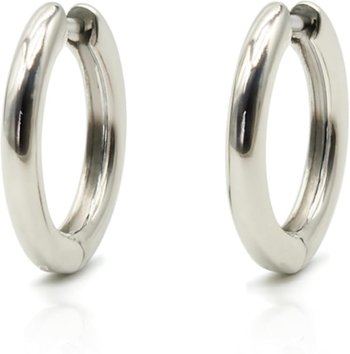 Minimalist Plain Huggie Hoop Earrings for Women – Lightweight 20mm Fashion Jewelry, Everyday Wear.KT003