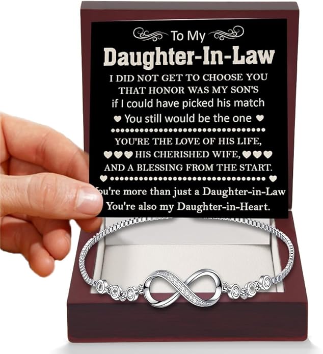 To My Beautiful Daughter In Law Bracelet From Mother-In-Law, Daughter In Law Birthday Gifts, Infinity Star Heart Bracelet For Her With Heartfelt Message Card & Elegant Box, Bonus Daughters Bracelets