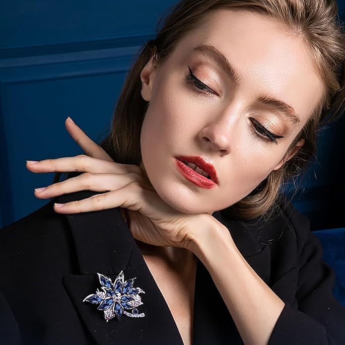 Sparkling Rhinestone Flower Brooch Pin Premium Blue Purple Crystal Flower Brooch Lapel Pins Vintage White Rose Broochs Clothes Hat Bag Dress Clothing Jewelry for Women